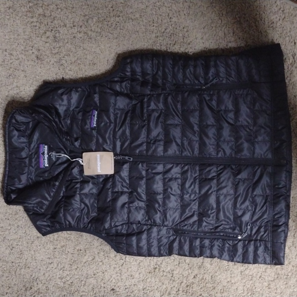 Patagonia women's nano puff vest